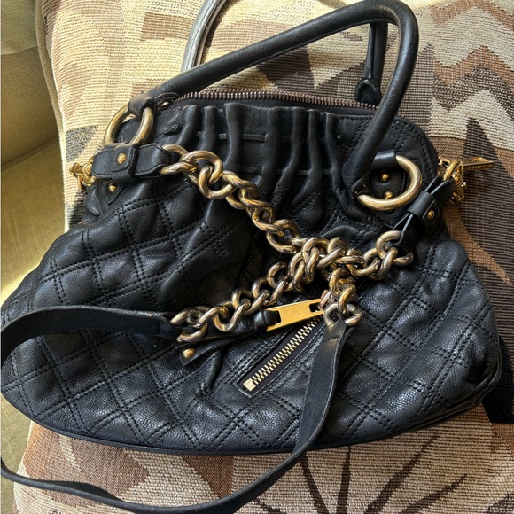 Marc Jacobs Blue Quilted Shoulder Bag with Gold Hardware - Picture 2 of 10